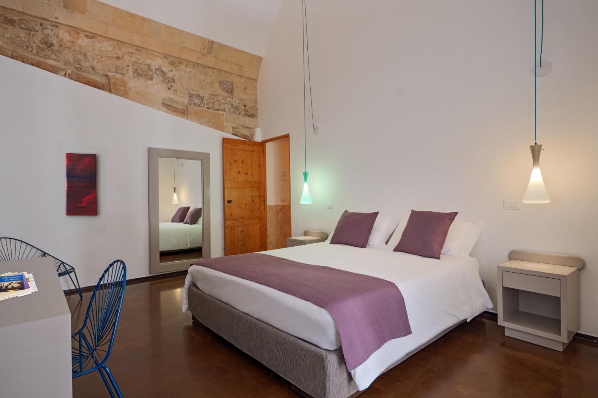 Bed and Breakfast Palazzo Persone Dimora Storica Lecce Exterior foto
