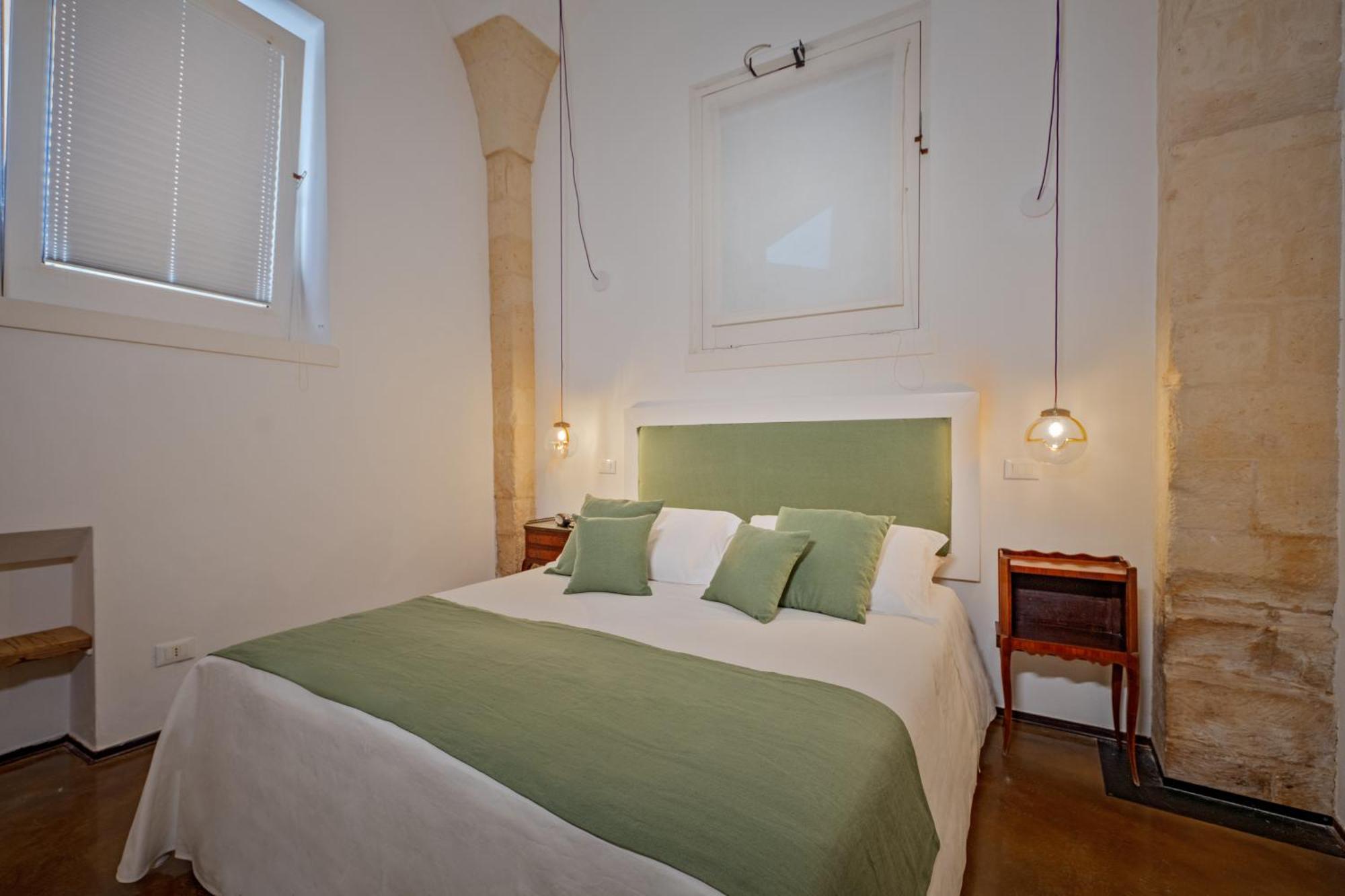 Bed and Breakfast Palazzo Persone Dimora Storica Lecce Exterior foto