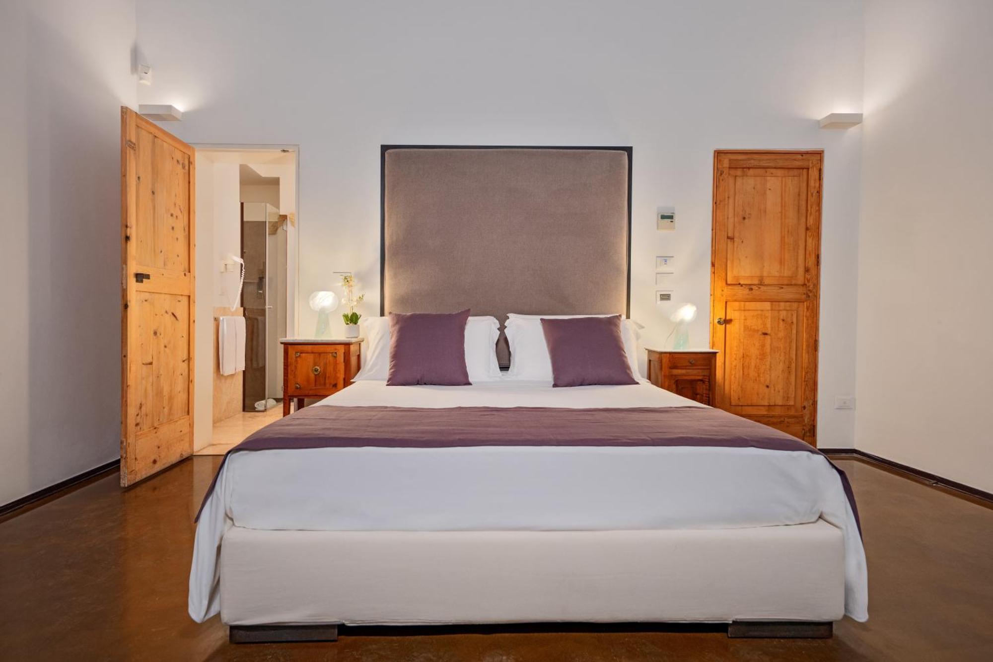 Bed and Breakfast Palazzo Persone Dimora Storica Lecce Exterior foto