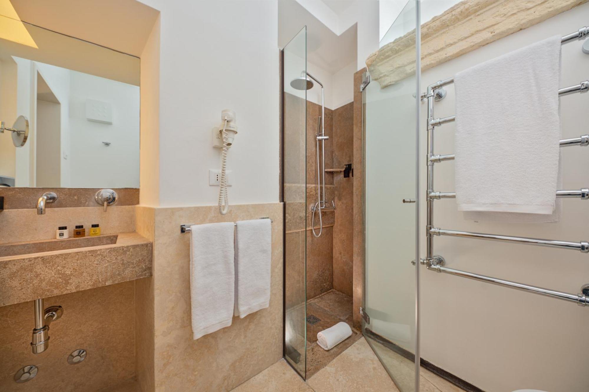 Bed and Breakfast Palazzo Persone Dimora Storica Lecce Exterior foto