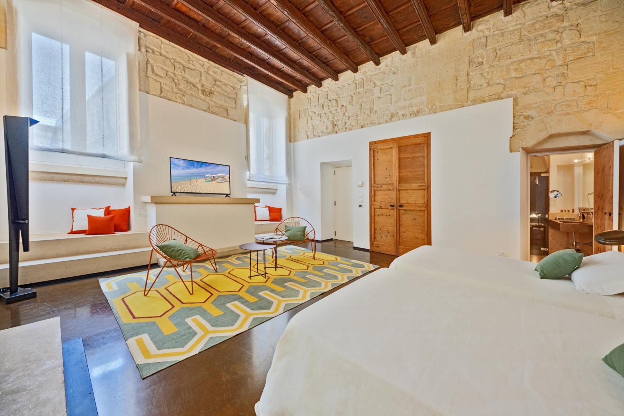 Bed and Breakfast Palazzo Persone Dimora Storica Lecce Exterior foto