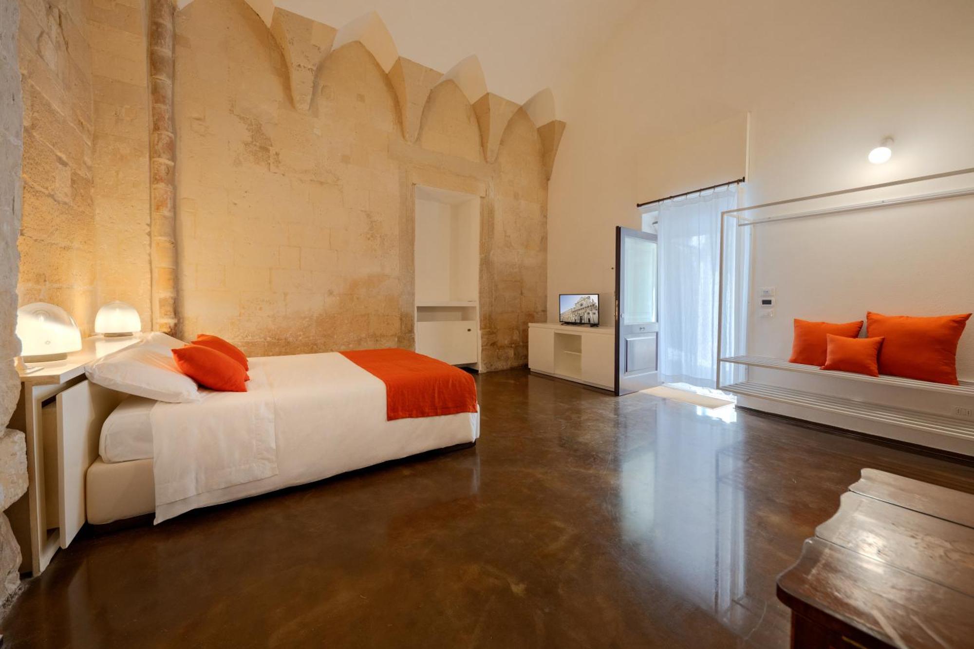 Bed and Breakfast Palazzo Persone Dimora Storica Lecce Exterior foto