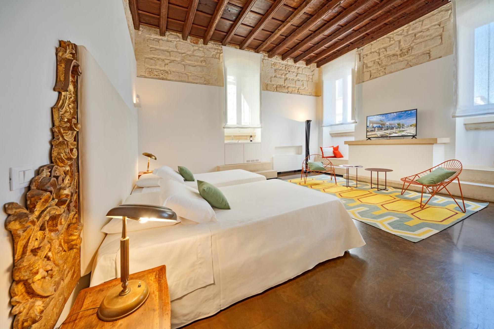 Bed and Breakfast Palazzo Persone Dimora Storica Lecce Exterior foto