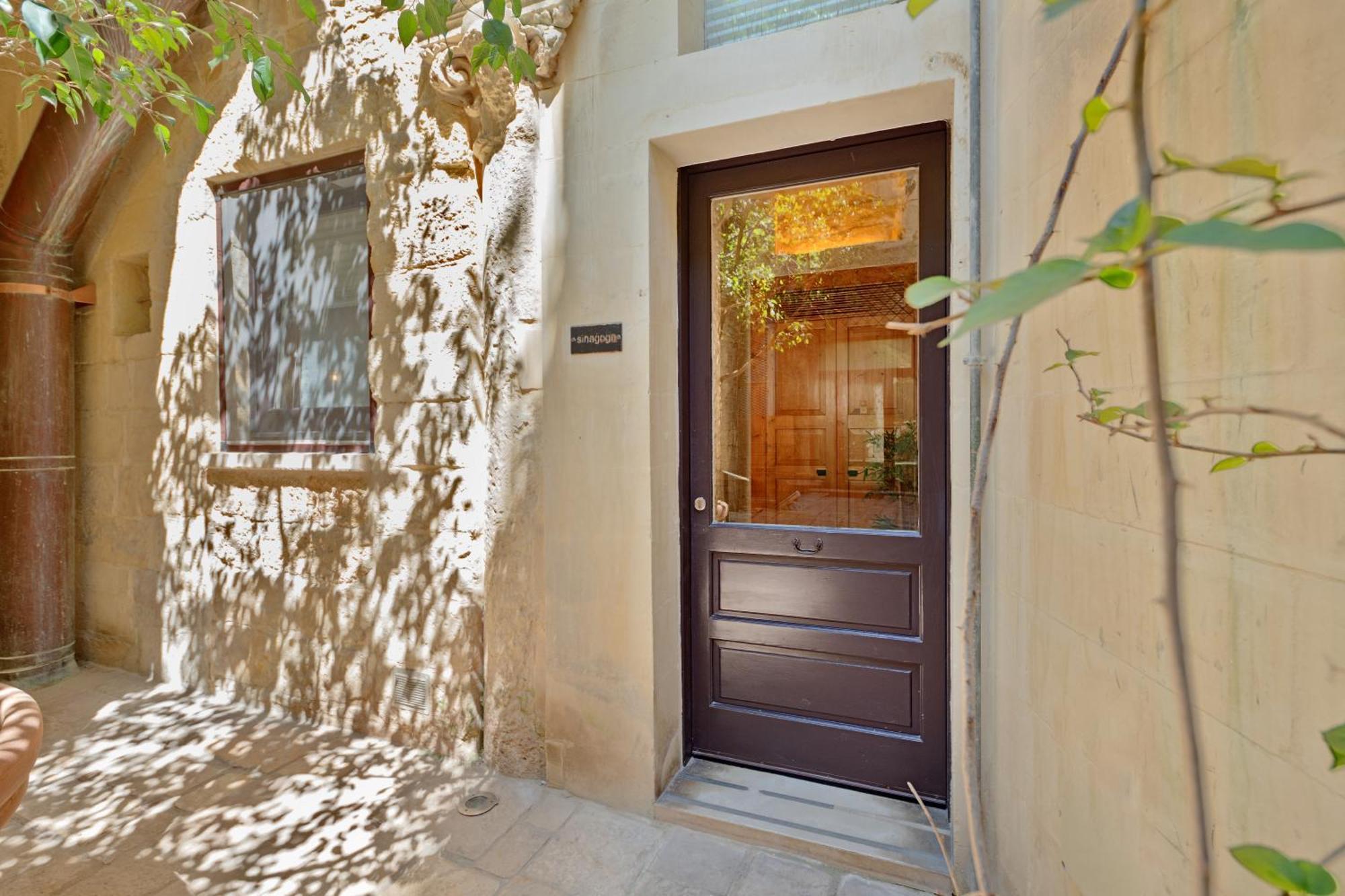 Bed and Breakfast Palazzo Persone Dimora Storica Lecce Exterior foto